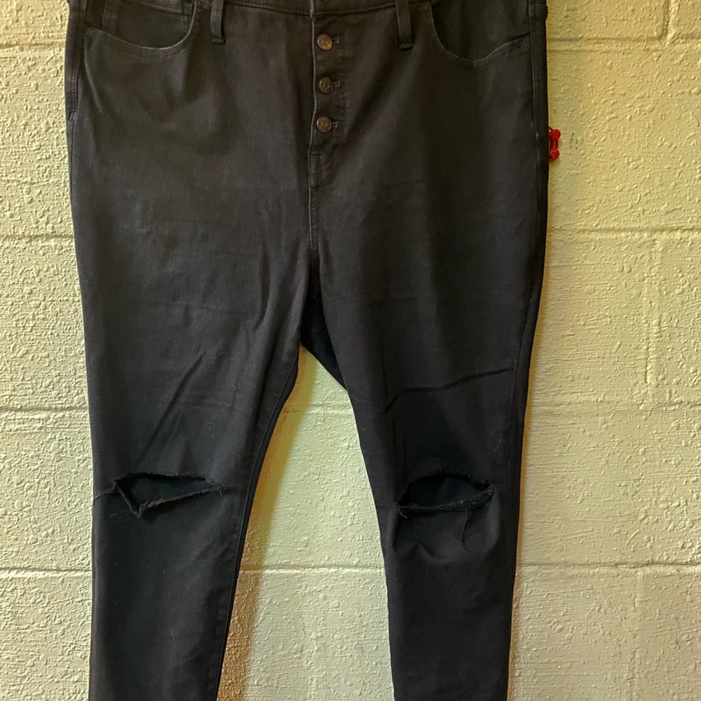 Madewell ripped knee jeans sz 18 s / 34